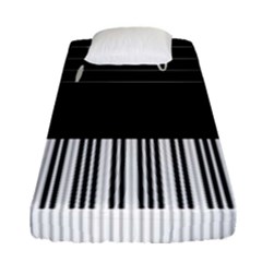 Piano Keyboard With Notes Vector Fitted Sheet (single Size) by Nexatart