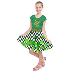 Sea Green Zigzag St Patrick s Day Kids  Short Sleeve Dress by PattyVilleDesigns