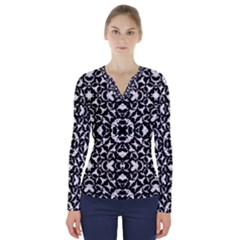 Black And White Geometric Pattern V-neck Long Sleeve Top by dflcprints