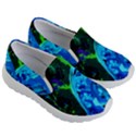 Dscf1604 - lady in blue kimono Kid s Lightweight Slip Ons View3