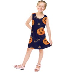 Funny Scary Black Orange Halloween Pumpkins Pattern Kids  Tunic Dress by HalloweenParty