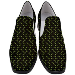 Geckos Pattern Slip On Heel Loafers by bloomingvinedesign