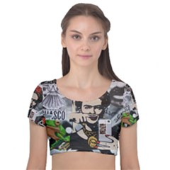 Frida Kahlo Brick Wall Graffiti Urban Art With Grunge Eye And Frog  Velvet Short Sleeve Crop Top  by snek