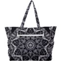 Black And White Pattern Simple Shoulder Bag View3