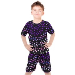 Purple Stars On Black Pattern Kids  Tee And Shorts Set by SpinnyChairDesigns