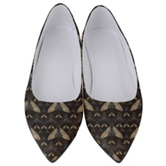 Moth Pattern Women s Low Heels by GretaBerlin