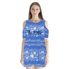 Blue Flowers Shoulder Cutout Velvet One Piece by Eskimos