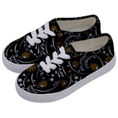 Folk Flowers Pattern Kids  Classic Low Top Sneakers by Eskimos