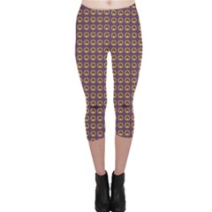 Olimedpurp Capri Leggings  by violetheavensky