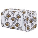 Daisy Minimalist Leaves Toiletries Pouch View1