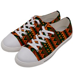 African Pattern Texture Men s Low Top Canvas Sneakers by Ravend