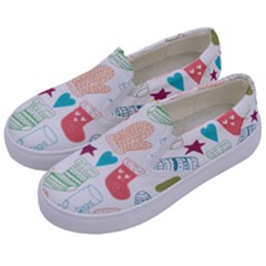 Cute Doodle Christmas Gloves And Stockings Seamless Pattern Kids  Canvas Slip Ons by danenraven