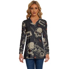 Grunge Seamless Pattern With Skulls Long Sleeve Drawstring Hooded Top by Amaryn4rt