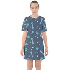 Bons Foot Prints Pattern Background Sixties Short Sleeve Mini Dress by Bangk1t