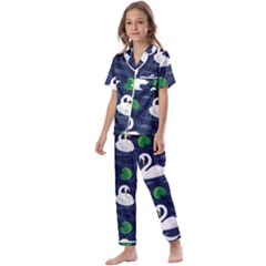 Swan Pattern Elegant Design Kids  Satin Short Sleeve Pajamas Set by Bangk1t