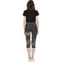 Fractal Digital Art Pattern Inside Out Lightweight Velour Capri Leggings  View2