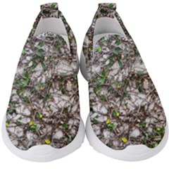 Climbing Plant At Outdoor Wall Kids  Slip On Sneakers by dflcprintsclothing