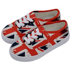 Union Jack England Uk United Kingdom London Kids  Classic Low Top Sneakers by uniart180623