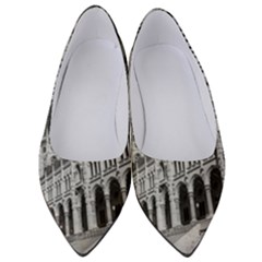 Architecture-parliament-landmark Women s Low Heels by Ket1n9