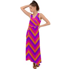 Chevron V-neck Chiffon Maxi Dress by Ket1n9