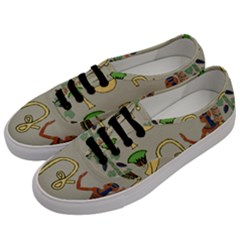 Egyptian Man Artifact Royal Men s Classic Low Top Sneakers by Proyonanggan