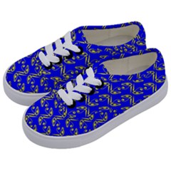 Eye Of Horus Pattern Kids  Classic Low Top Sneakers by ExtraAwesomeSauce