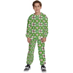 Retro 1880s Flowers Pattern 4 Kids  Sweatshirt Set by violetheavensky