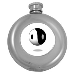 Yin Yang Hip Flask (round) by hlehnerer