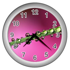 Drops Wall Clock (silver) by Siebenhuehner