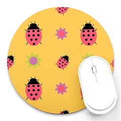 Ladybug Seamlessly Pattern Round Mousepads by Sapixe