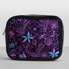 Stamping Mini Toiletries Bag (one Side) by Sobalvarro