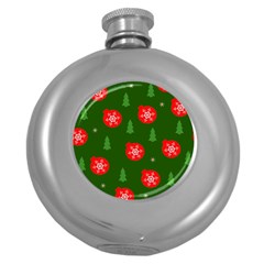 Christmas 001 Round Hip Flask (5 Oz) by MooMoosMumma